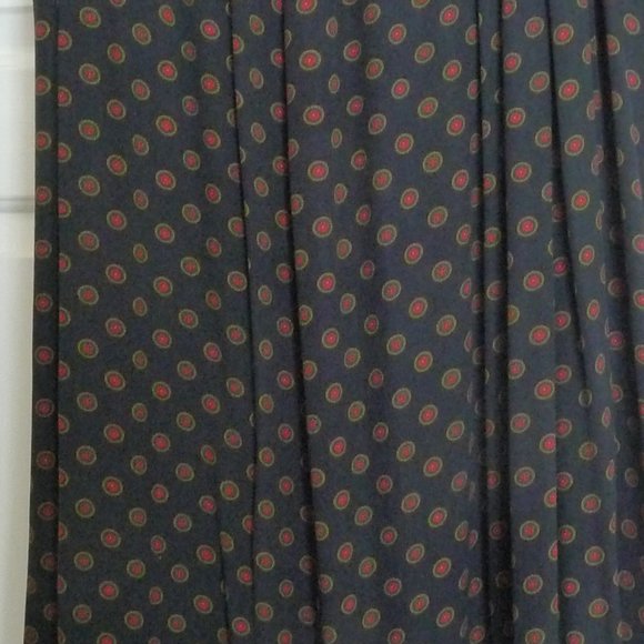 JH Collectibles skirt - Picture 4 of 5